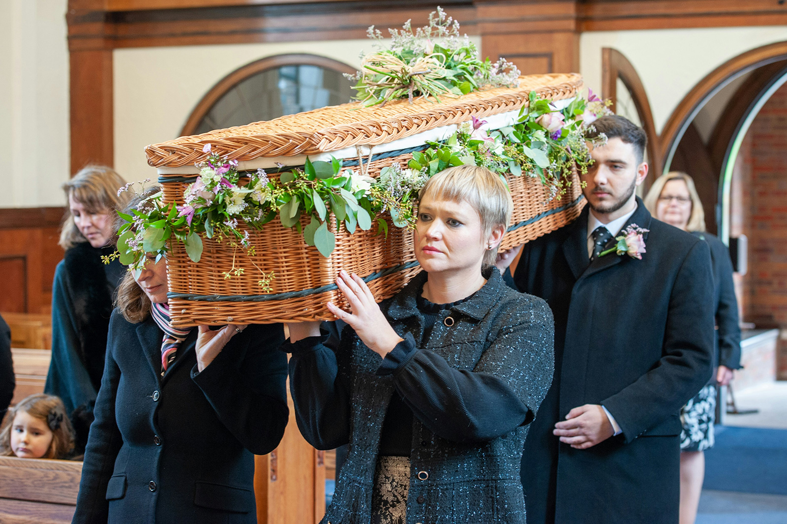 Funeral celebrant at crematorium in Croydon